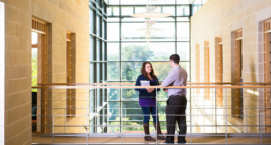 Students inside the Institute of Arab and Islamic Studies building
